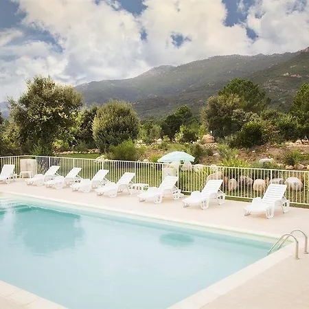 Riviera 2*