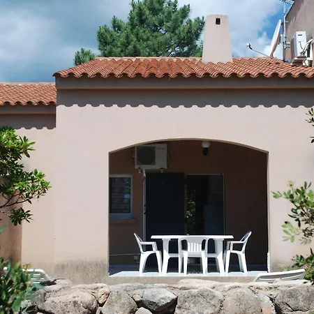 Riviera Ξενοδοχείο με διαμερίσματα 2*