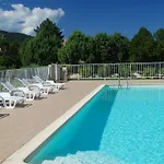 Riviera Ξενοδοχείο με διαμερίσματα 3*
