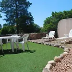 Ξενοδοχείο με διαμερίσματα Riviera