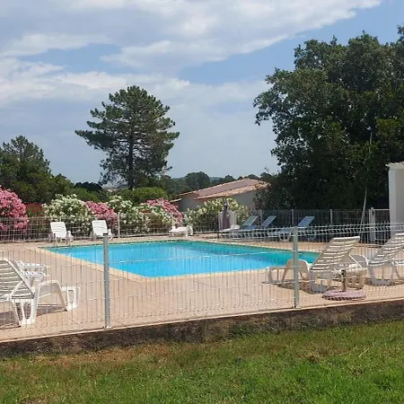 Riviera Apart Otel 3*