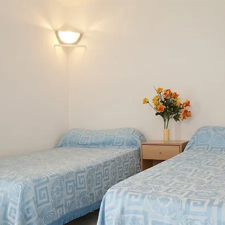 Riviera 3*