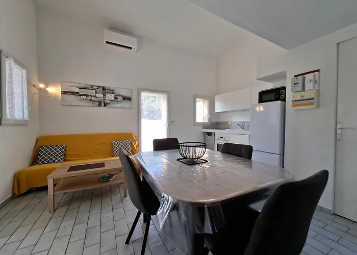 Riviera Aparthotel 3*